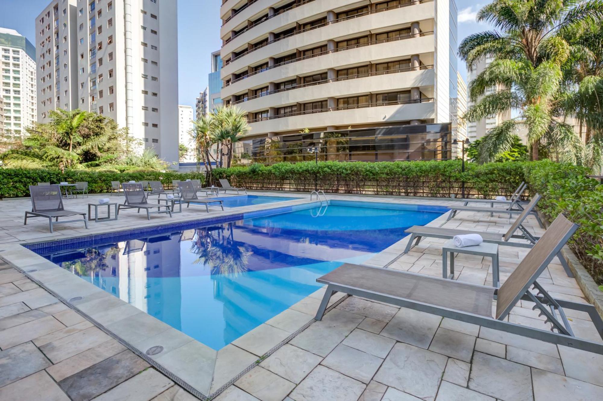 Radisson Sao Paulo Paulista Hotel Luaran gambar Swimming pool