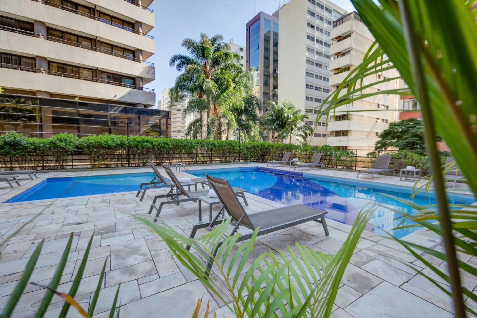Radisson Sao Paulo Paulista Hotel Luaran gambar Hotel's pool